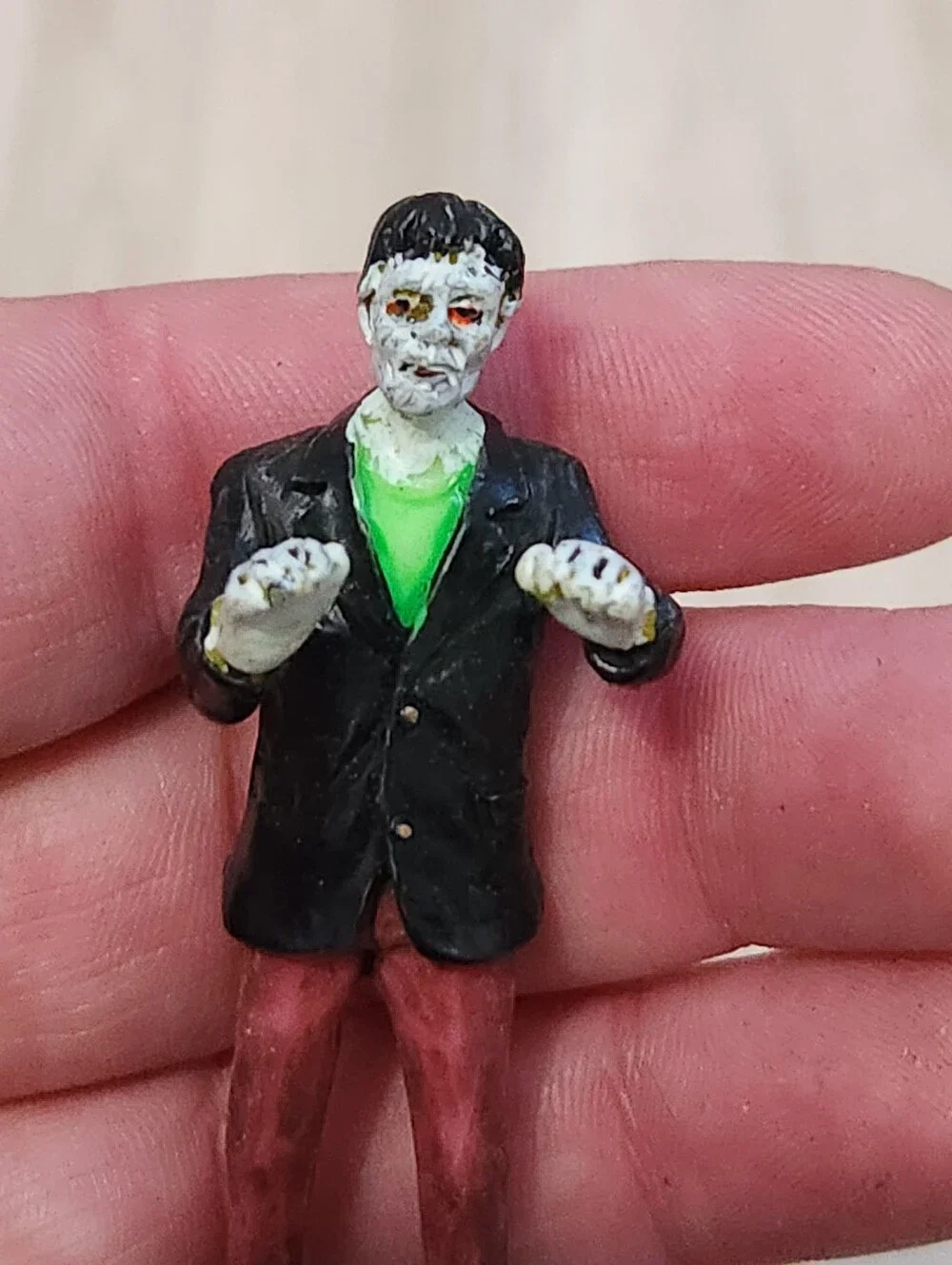 Lemax Spooky Town Frankenstein Monster Figurine Halloween Village Accent